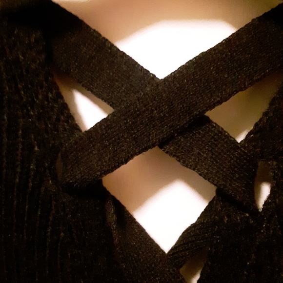 Sweater - Picture 2 of 2